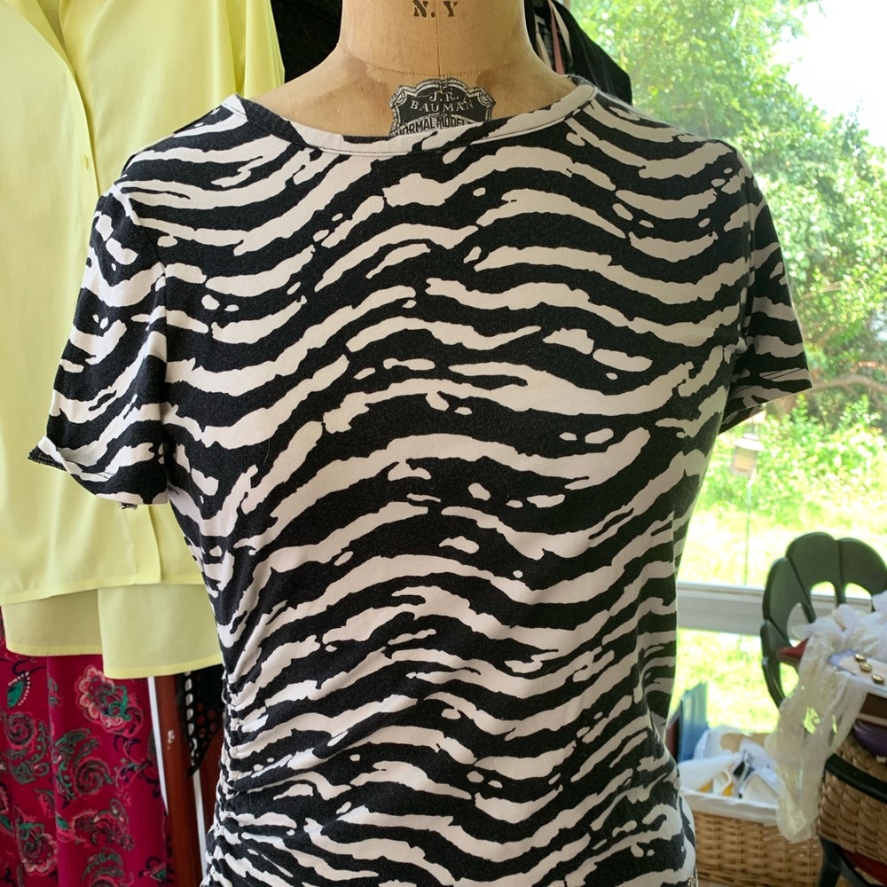 T-shirt top